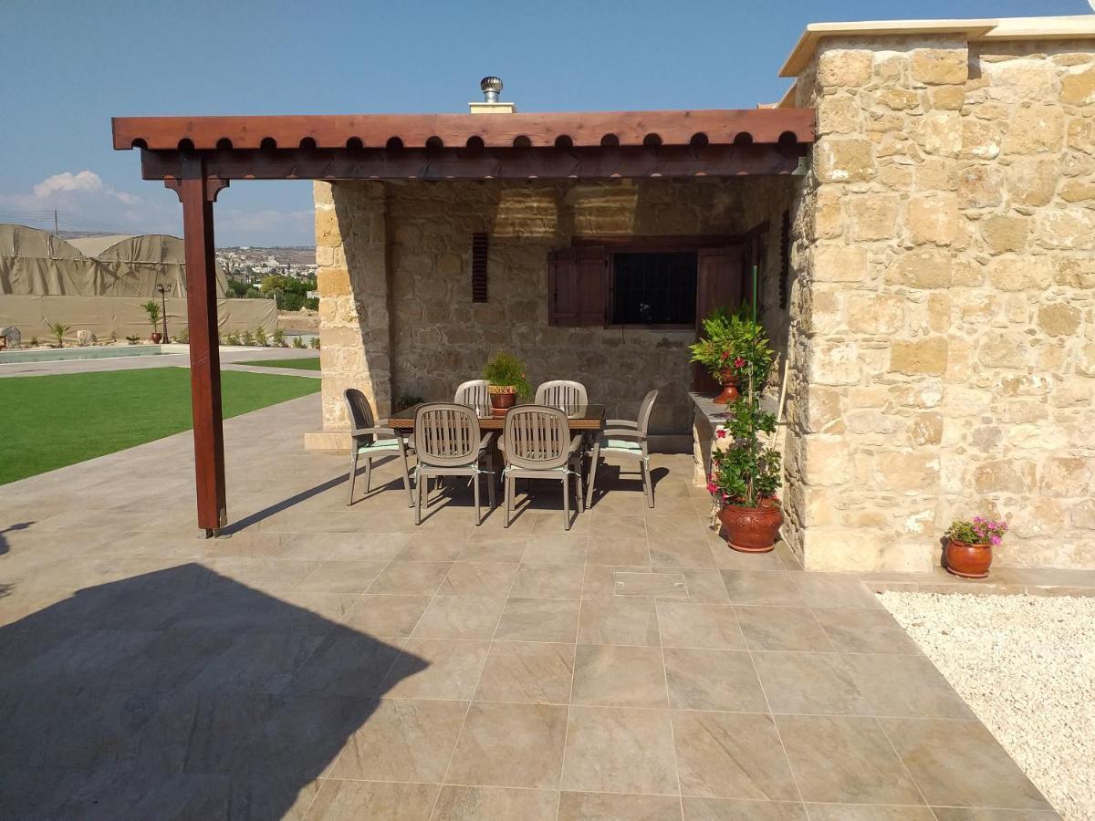 Villa Yioukkas Пафос Экстерьер фото
